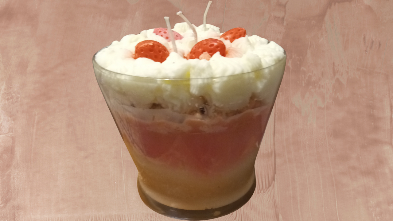Strawberry Cheesecake Parfait Candle