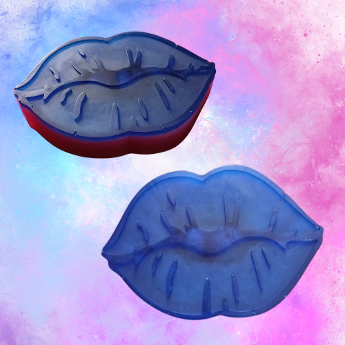 The Resin Kissing Lips