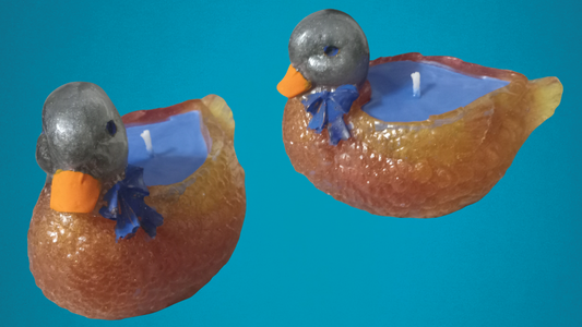 Resin Blueberry Duck Candle