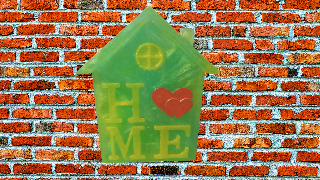 Resin Romantic Love House