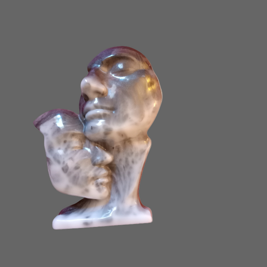 Resin Abstract Couples Embracing Love